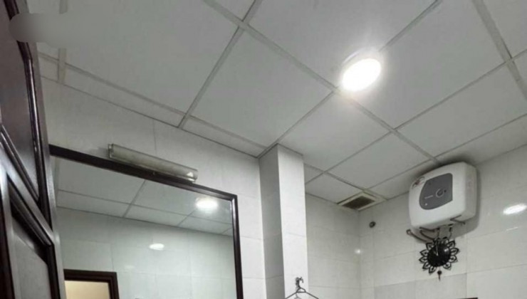 Cho thuê nhà ngõ Đường Bưởi, Ba Đình, 120m- 3,5T- MT 5m - Giá 32 triệu